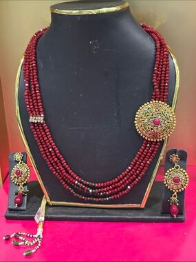 Traditional Women's Red Bead Necklace Set with Gold-Tone Pendant